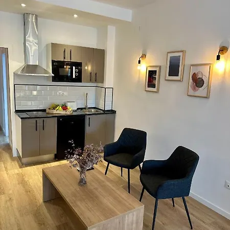 Apart-hotel First Flatotel International 3*