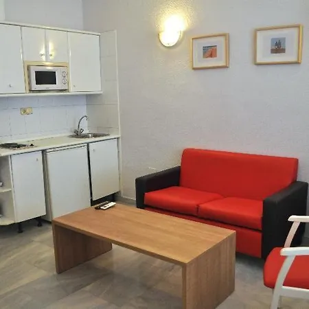 First Flatotel International Appart hôtel