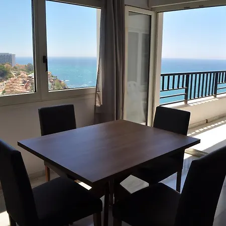 First Flatotel International Appart hôtel