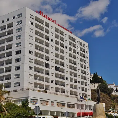 First Flatotel International Appart hôtel